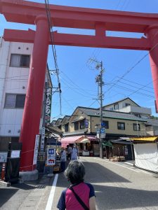 お千代保稲荷到着